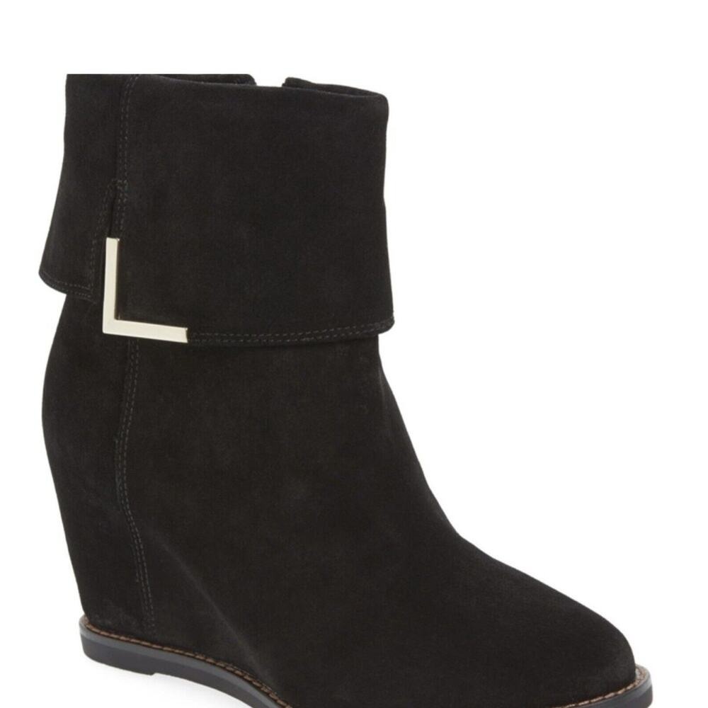 Johnston & Murphy Size 7.5 Brynn Cuff Wedge Bootie Black Oiled Suede Ankle Boots
